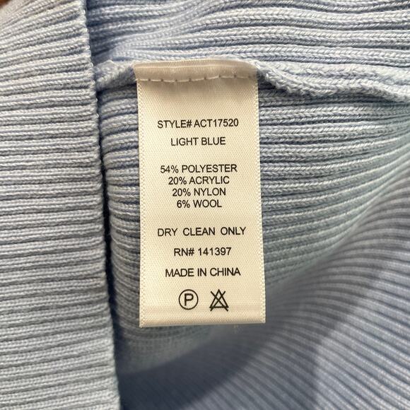 NWT ASTR The Label Harlie Off Shoulder Cropped Sweater Light Blue - Size: Medium - Picture 6 of 7